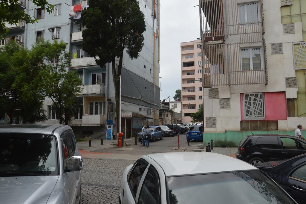 באטומי Irakli'S Apartment With Sea View חדר תמונה