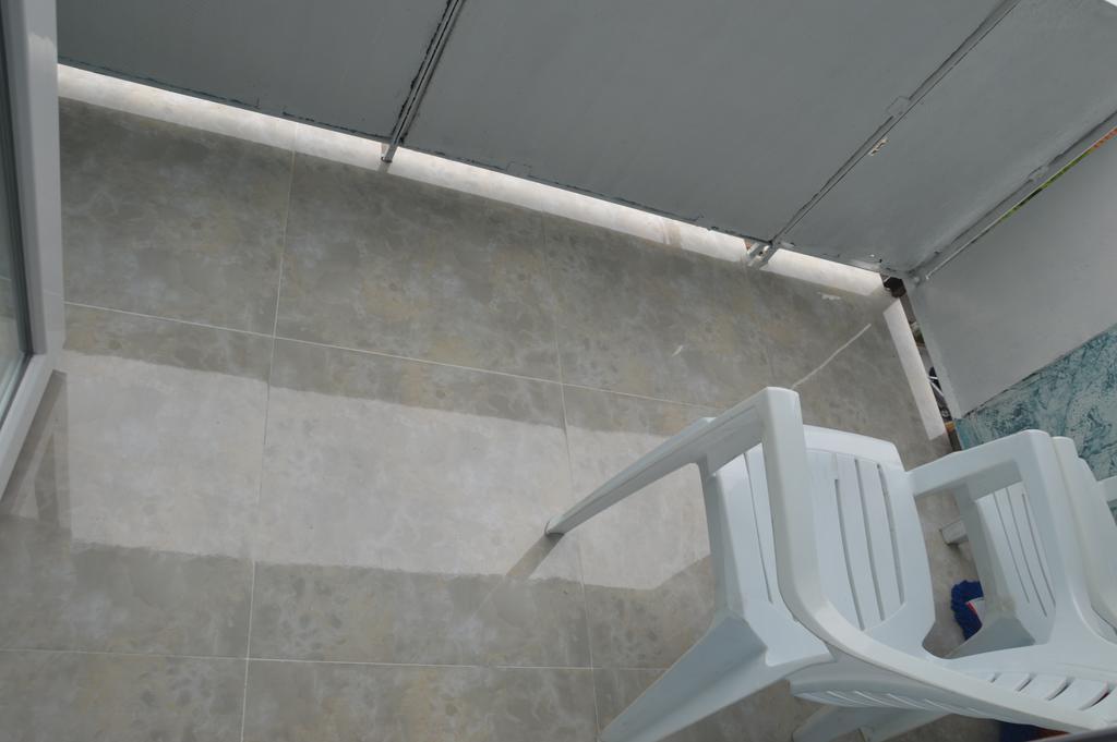 באטומי Irakli'S Apartment With Sea View חדר תמונה